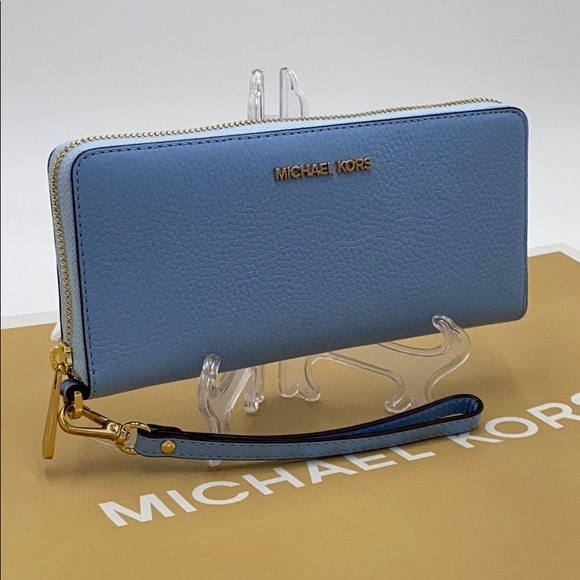 MICHAEL KORS LARGE CONTINENTAL WALLET LIGHT SKY - Picture 12 of 16